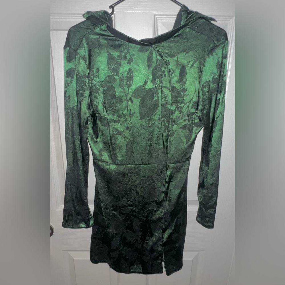 Green, Satin Mini Long sleeve Dress by Zara. Size Small